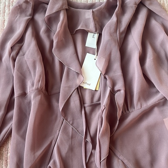 Aritzia Wilfred tie up blouse - Picture 2 of 5